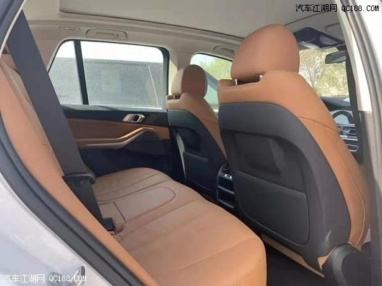 平行进口2020款墨版宝马X5实用性能体验